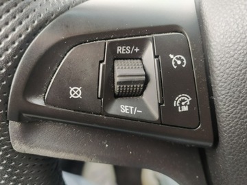 Chevrolet Aveo T300 Hatchback 5d 1.2 70KM 2013 Chevrolet Aveo Ekonomiczny i niezawodny samochód, zdjęcie 10