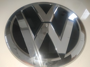 VW TOUAREG III 18- ZNAK ZNAKY PŘEDNÍ NA RADAR