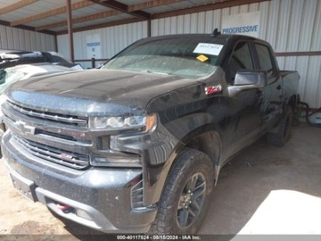 Chevrolet Silverado II 2021 Chevrolet Silverado K1500 LT Trail Boss 2021 5.3l 5.3 Benzyna 355KM, zdjęcie 1