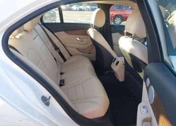 Mercedes Klasa C W205 Kabriolet Facelifting 2.0 300 258KM 2019 Mercedes-Benz Klasa C 2019r., C 300 4matic, 2L, od ubezpieczalni 2.0 259KM, zdjęcie 7