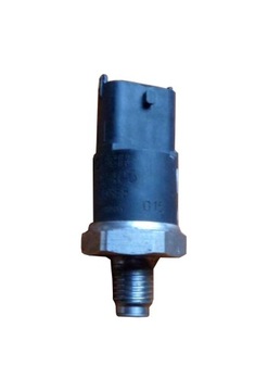 Czujnik cisnienia paliwa na listwie 0281002405 Fiat Palio Punto Doblo Stilo