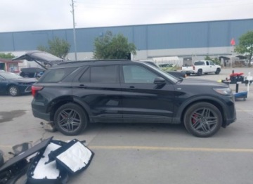 Ford Explorer VI 2025 Ford Explorer 2025r., ST-Line, 2.3L, 4x4, od ubezpieczalni 2.3 Benzyna, zdjęcie 8