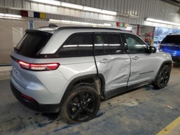 Jeep Grand Cherokee V 2023 Jeep Grand Cherokee 2023, 3.6L, od ubezpieczalni 3.6 Benzyna 293KM, zdjęcie 5