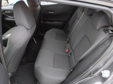 Toyota C-HR I Crossover Facelifting 1.2 Turbo 116KM 2020 Toyota C-HR 1.2 T Comfort 1.2T 116KM Comfort Krajo, zdjęcie 14