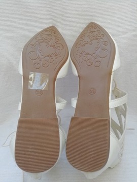 BUTY DAMSKIE 39 BIAŁE VICES Z WIĄZANIAMI SZPIC /82