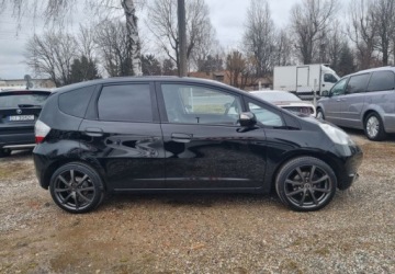 Honda Jazz III 1.4 i-VTEC 100KM 2009 Honda Jazz Honda Jazz 1.4 i-VTEC Elegance 1.3 Benzyna 100KM, zdjęcie 12