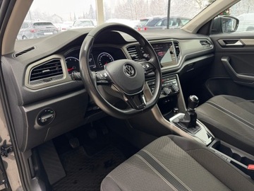 Volkswagen T-Roc I SUV 1.5 TSI ACT 150KM 2021 Volkswagen T-Roc Advance / Podgrzewane fotele / AC, zdjęcie 6