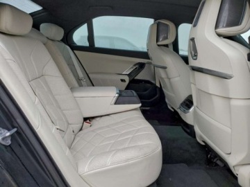 BMW Seria 7 G70 2024 BMW Seria 7 760xi 2024 4.4 Benzyna 536KM, zdjęcie 10