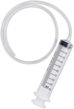 Duża plastikowa strzykawka o pojemności 100 ml