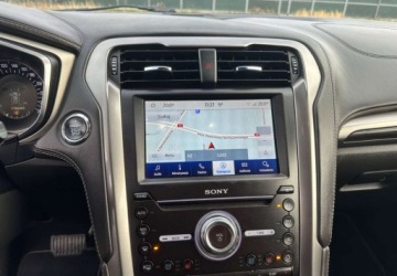 Ford Mondeo V Kombi Facelifting 2.0 EcoBlue 190KM 2019 Ford Mondeo Ford Mondeo 2.0 EcoBlue Vignale AWD 2.0 Diesel 190KM, zdjęcie 23