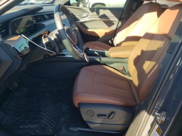 Audi Q8 2024 Audi Q8 E-Tron Sportback Premium Plus 2024 Elektryczny 355KM, zdjęcie 7