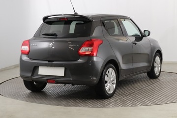 Suzuki Swift VI Hatchback 1.2 DualJet 90KM 2018 Suzuki Swift 1.2 DualJet, Salon Polska, zdjęcie 4