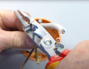 ЩИПЦЫ ДЛЯ ЭЛЕКТРОННЫХ РАБОТ ДЛЯ ЭЛЕКТРОМОНТАЖА 6 В 1 ДЛЯ ЭЛЕКТРИКОВ