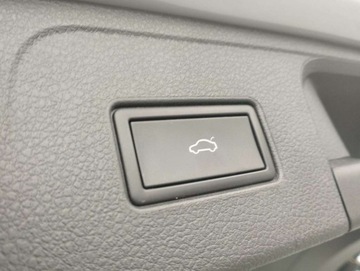 Volkswagen Passat B8 Variant Facelifting 2.0 TDI SCR 200KM 2022 Volkswagen Passat 2.0 TDI 200KM 4x4 DSG R Line Kamera Virtual Hak LED Matr, zdjęcie 29