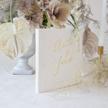 СВАДЕБНАЯ ГОСТЕВАЯ КНИГА, БЕЛАЯ, ЗОЛОТЫЕ БУМАГИ, бархат