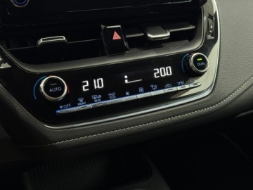 Toyota Corolla XII TS Kombi 2.0 Hybrid Dynamic Force 184KM 2022 Toyota Corolla Comfort / Kamera cofania / LED / Ca, zdjęcie 24