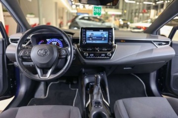 Toyota Corolla XII Hatchback 1.8 Hybrid 122KM 2022 Toyota Corolla 1.8 Hybrid Comfort Tech 1.8 Hybryda 122KM, zdjęcie 3