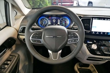 Chrysler Pacifica II 2023 Chrysler Pacifica TouringL Polift Pentastar 3.6L V6 7os. 291KM Radar Cam36, zdjęcie 18
