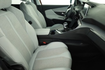 Peugeot 3008 II Crossover 1.2 PureTech 130KM 2018 Peugeot 3008 1.2 PureTech, Salon Polska, zdjęcie 5