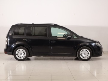 Volkswagen Touran I 2.0 TDI 140KM 2009 VW Touran 2.0 TDI, DSG, 7 miejsc, Navi, Klima, zdjęcie 5