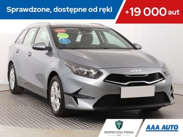 Kia Ceed III Kombi 1.5 T-GDI 160KM 2021 Kia Ceed 1.5 T-GDI MHEV, Salon Polska