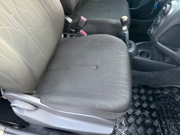 Toyota Yaris II Hatchback 5d 1.0 VVT-i 69KM 2009 TOYOTA YARIS Stan perfekcyjny 2009 1.0 Beznyna Tylko 134Tys Km Serwis, zdjęcie 31