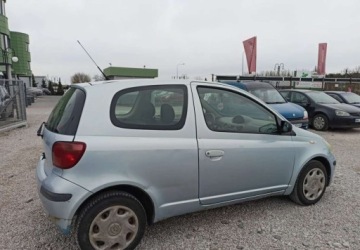 Toyota Yaris I 1.3 i 16V 86KM 2003 Toyota Yaris Toyota Yaris 1.3 Benzyna 87KM, zdjęcie 3