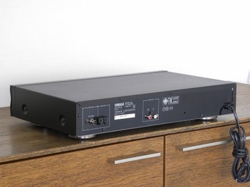 YAMAHA TX-592RDS черный - FM/AM-тюнер с RDS, хорошее состояние
