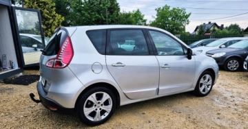 Renault Scenic III Van 1.6 16v 110KM 2010 Renault Scenic 1.6 16V BENZYNA PANORAMA GRZANE FOTELE klimatyzacja sup, zdjęcie 9