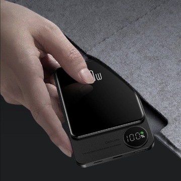 Магнитный беспроводной Powerbank 5000 мАч с быстрой зарядкой Mag-Safe