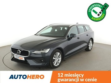 Volvo V60 I Kombi Facelifting 2.0 D4 DRIVE-E 190KM 2018 Volvo V60 2.0 D4 Automat Momentum Nawigacja