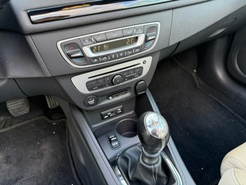 Renault Megane III 2014 Renault Megane III Lift Cabrio 2014 1,2TCE 131km, zdjęcie 16