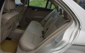 Mercedes Klasa C W204 Limuzyna 1.6 180 K BlueEFFICIENCY 156KM 2009 Mercedes-Benz Klasa C 1.6B Kompresor Skora Navi Xenon 2 KPL KOL Serwis Zad, zdjęcie 25