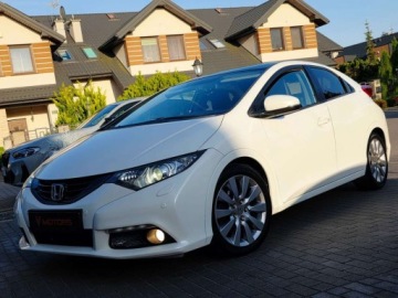 Honda Civic IX 2012 Honda Civic Executive 2.2i DTEC 150KM Xenon Skora Navi Kamera Panorama Gwa, zdjęcie 1
