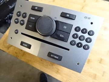 Astra III H radio odtwarzacz radio fabryczne Opel