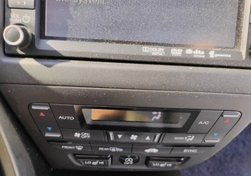 Honda Civic IX Hatchback 5d 2.2 i-DTEC 150KM 2012 Honda Civic 2012r 2.2.CDI. Uszkodzony przod. 2.2 Diesel 150KM, zdjęcie 13