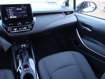 Toyota Corolla XII Sedan Facelifting 1.5 VVT-i 125KM 2023 Toyota Corolla 1.5 VVT-i, Salon Polska, zdjęcie 7