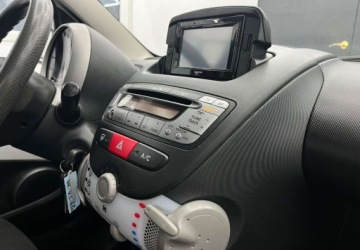 Toyota Aygo I 2013 Toyota Aygo 1.0 benzyna 1 wlasciciel 100 bezwypadkowy Benzyna 70KM, zdjęcie 19