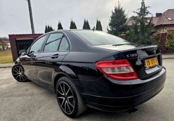 Mercedes Klasa C W204 Limuzyna 1.8 180 CGI BlueEFFICIENCY 156KM 2010 Mercedes-Benz Klasa C Mercedes-Benz Klasa C 180 CGI Automatik BlueEFFICIEN, zdjęcie 9