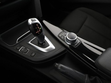 BMW Seria 3 F30-F31-F34 Touring Facelifting 2.0 320i 184KM 2018 BMW 320 4x4 automat navi full LED klima auto, zdjęcie 29