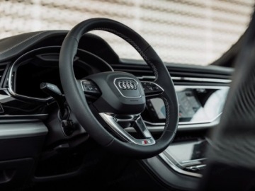 Audi Q7 II 2026 AUDI Q7 60 TFSI e quattro S Line Suv 3.0 (490KM) 2026, zdjęcie 5