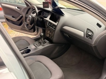 Audi A4 B8 Avant 1.8 TFSI 160KM 2008 Audi A4 Avant Swietny stan Zadbany Keyless 1.8 Benzyna 160KM, zdjęcie 19