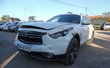 Infiniti QX70 2016 Infiniti QX70 2016r, 3.7 Benzyna. AUTOMAT Uszkodzony przod. Jezdzi. 3.7, zdjęcie 1