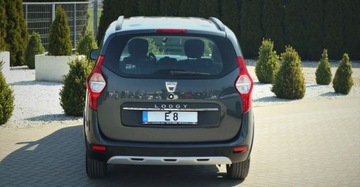 Dacia Lodgy Minivan Facelifting 1.3 TCe 130KM 2021 Dacia Lodgy (nr.113) Dacia Lodgy TCe 130 GPF (7-Sitzer) Stepway 1.3 Benzyna, zdjęcie 4