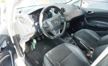 Seat Ibiza IV Hatchback 5d Facelifting 1.2 70KM 2014 Seat Ibiza Bezwypadkowy Serwisowany 1-Wlasciciel Navi Tempomat 1.2 MPI Pie, zdjęcie 6