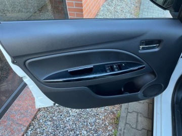 Mitsubishi Space Star Hatchback 5d 1.2 80KM 2015 Mitsubishi Space Star 1.2 benzyna 80 KM automat zarej w PL zadbany mo, zdjęcie 14