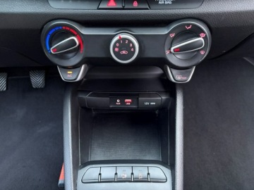Kia Stonic I 2018 Kia Stonic Kamera cofania CarPlay FV23%, zdjęcie 25