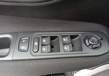 Jeep Renegade SUV 1.6 E-TorQ 110KM 2017 Jeep Renegade Zarejestrowany - benzyna - przebieg 87.000 km 1.6 Benzyna, zdjęcie 16