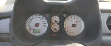 Mitsubishi Outlander II 2.0 i 136KM 2006 Mitsubishi Outlander 2.0 benz bezwypadek ,fabryczny lakier ,bez rdzy 2.0, zdjęcie 13