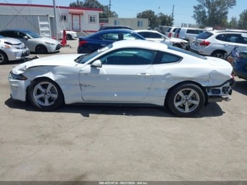 Ford Mustang VI 2021 Ford Mustang 2021 Ford Mustang EcoBoost Fastback 2.3 Benzyna 310KM, zdjęcie 13